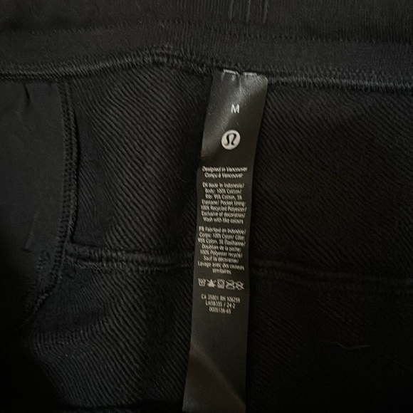 Lululemon men’s joggers - Picture 4 of 4